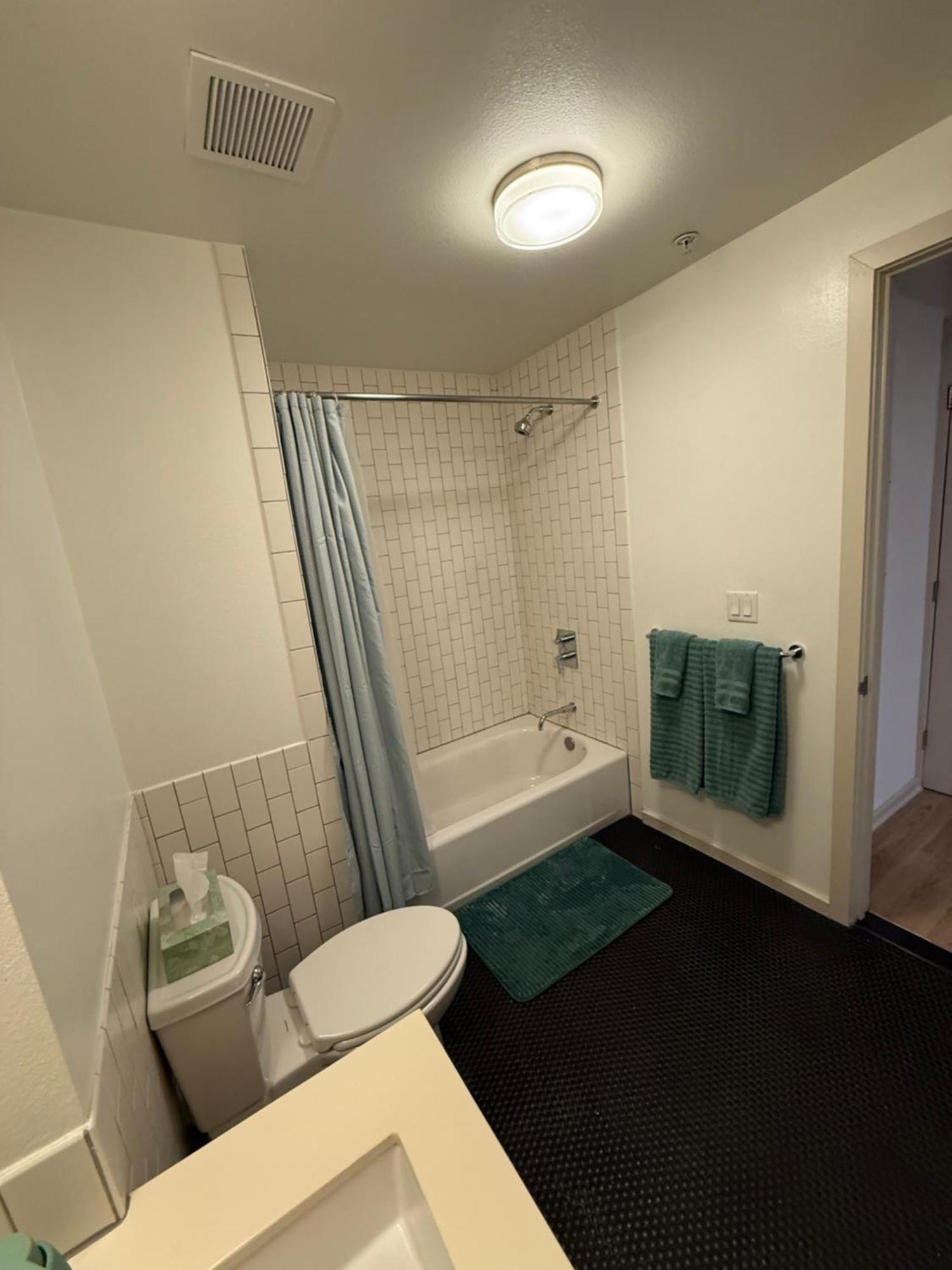 Heart Of Hollywood -1br!! * Los Angeles